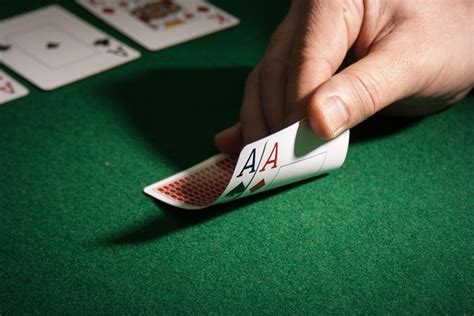 online poker za peniaze